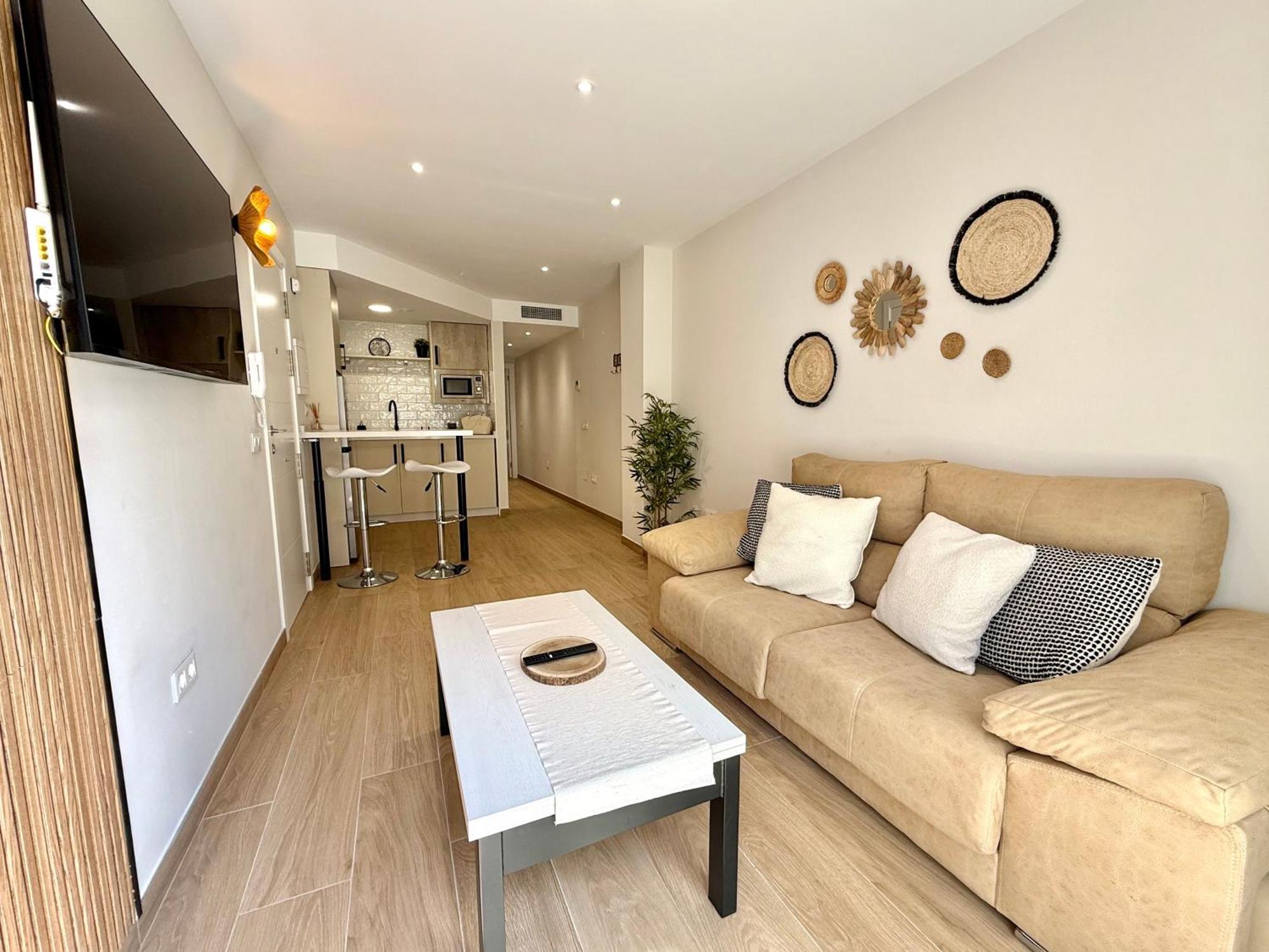 Luna Holidays Center And Appartement *